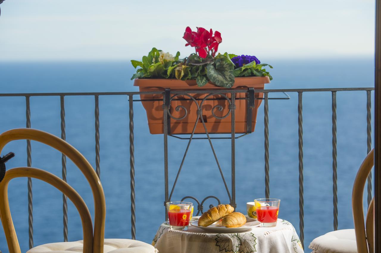 Casa I Girasoli Praiano Eksteriør billede