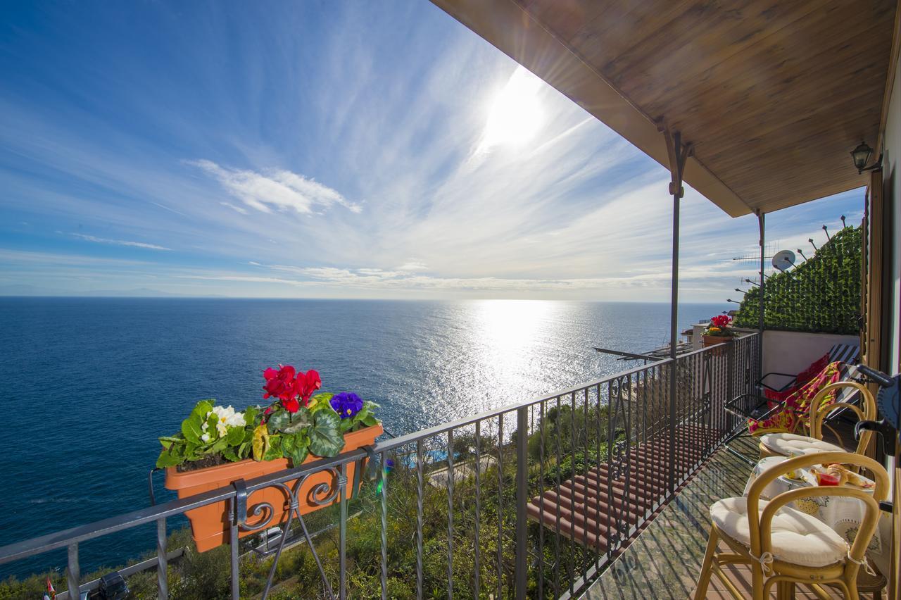 Casa I Girasoli Praiano Eksteriør billede